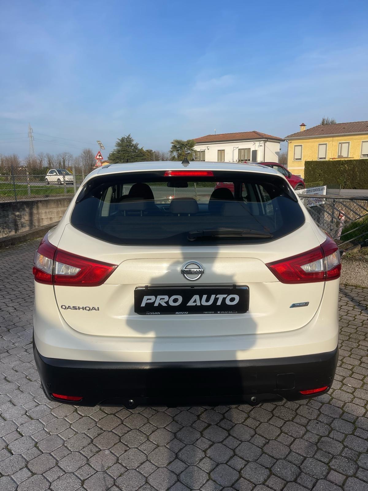 Nissan Qashqai 1.5 dCi N-Connecta