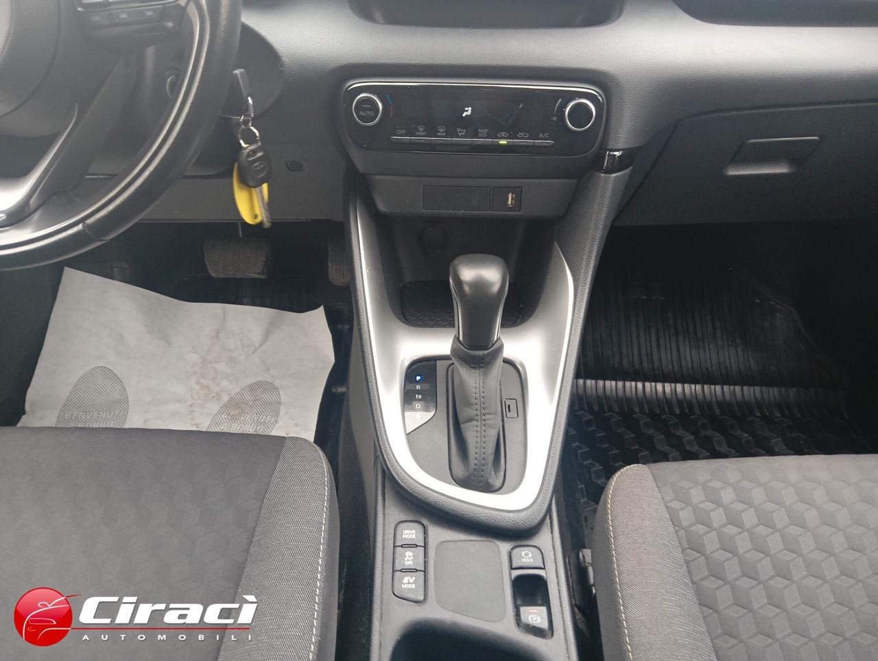 Toyota Yaris 1.5 Hybrid 5 porte Trend
