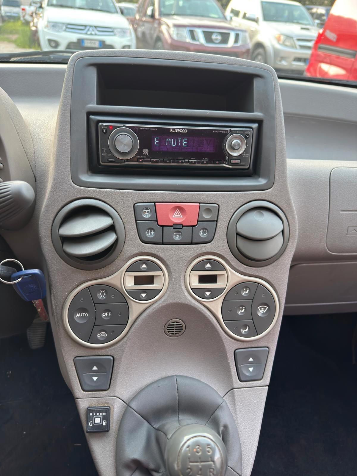 FIAT PANDA 4X4 GPL 2005 KM 243993 GPL