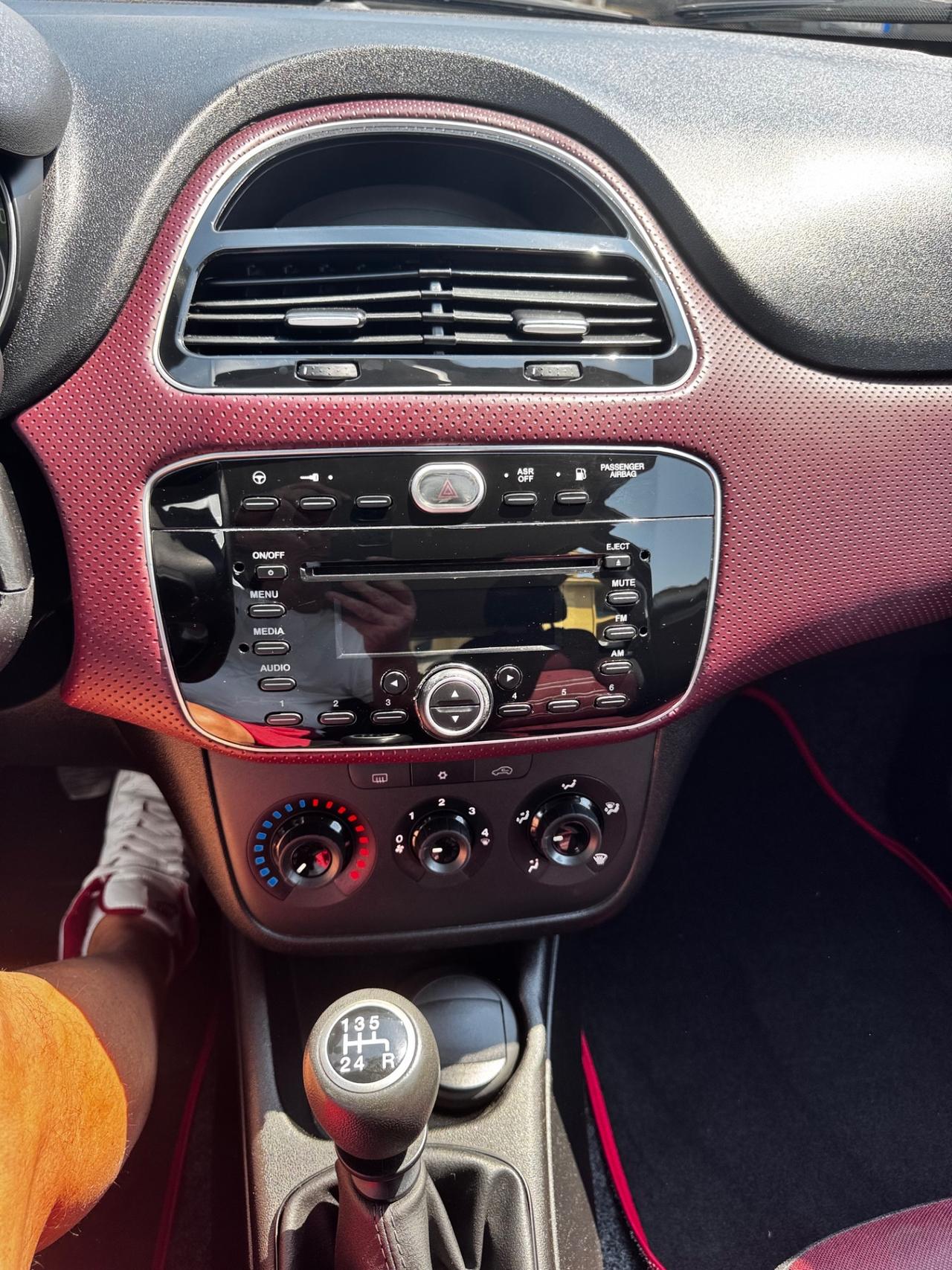 Fiat Punto 1.4 8V 5 porte GPL neopatentati. 96000km