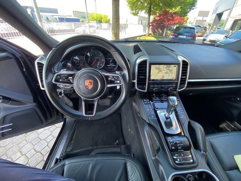 Porsche Cayenne 3.0 Diesel 250 CV