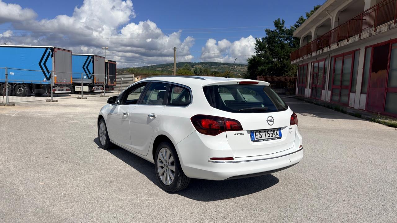 Opel Astra 1.7 CDTI 110CV Sports Tourer Cosmo