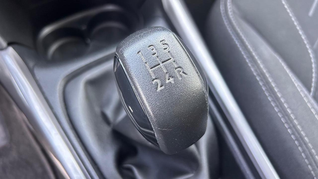 Peugeot 2008 1.6 HDi 75cv