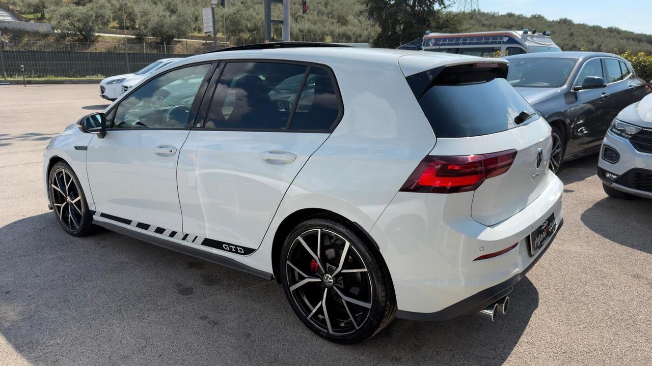 Volkswagen Golf 2.0 TDI DSG GTD/PRONTA CONSEGNA/PROMO/TETTO/IQ LIGHT/CERCHI 19/HEAD UP DISPLAY/FULL OPTIONAL/