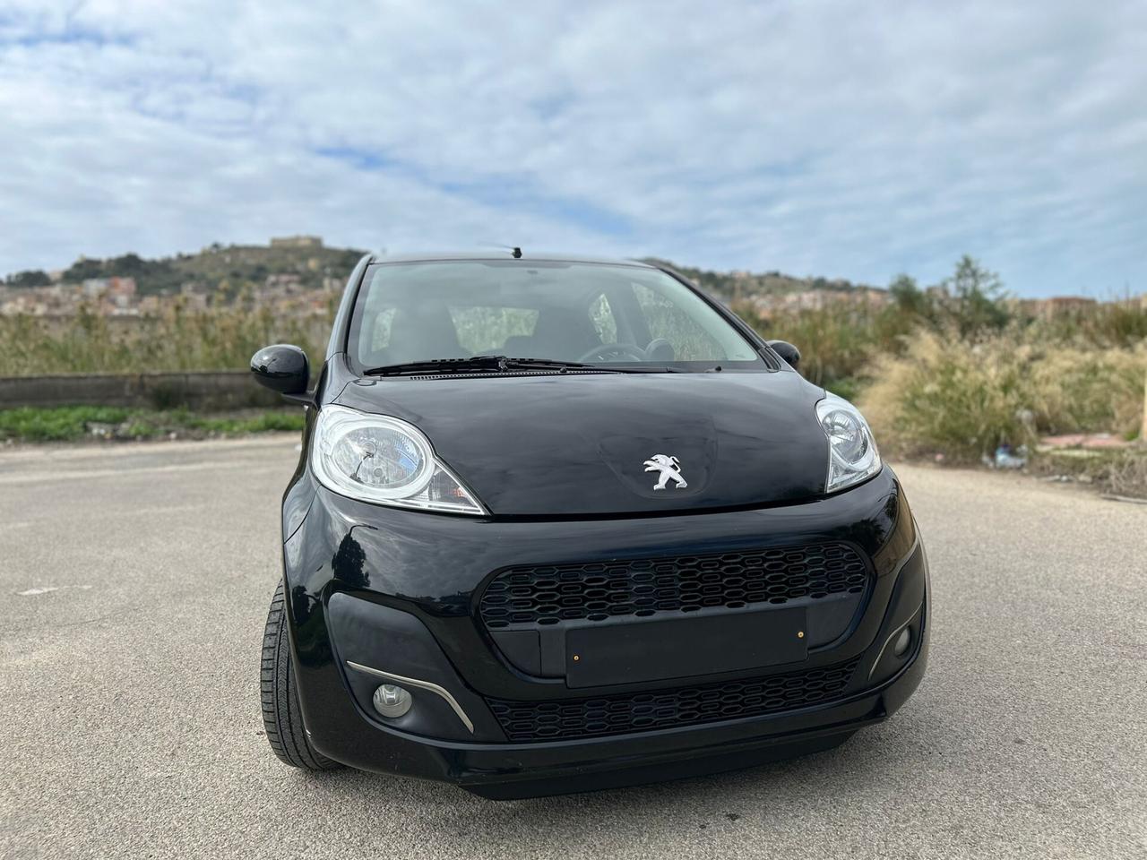 Peugeot 107 1.0 68CV 5p. Urban Move