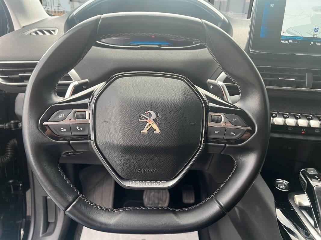 Peugeot 3008 II 1.5 bluehdi Allure Pack s&s 130cv eat8 Con NAV.