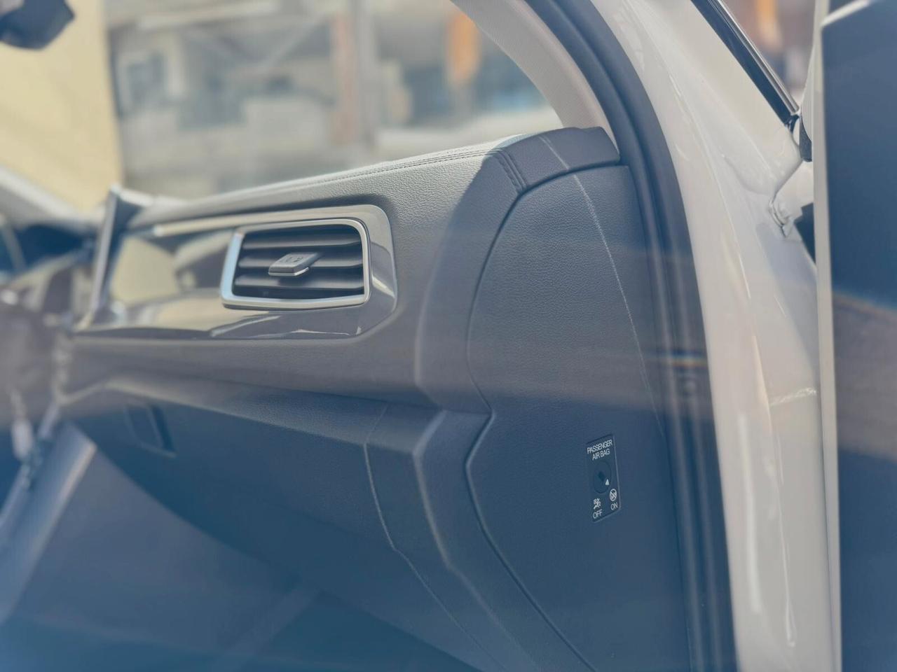 Volkswagen T-Roc 1.0 TSI 115 CV Style BlueMotion Technology BICOLOR