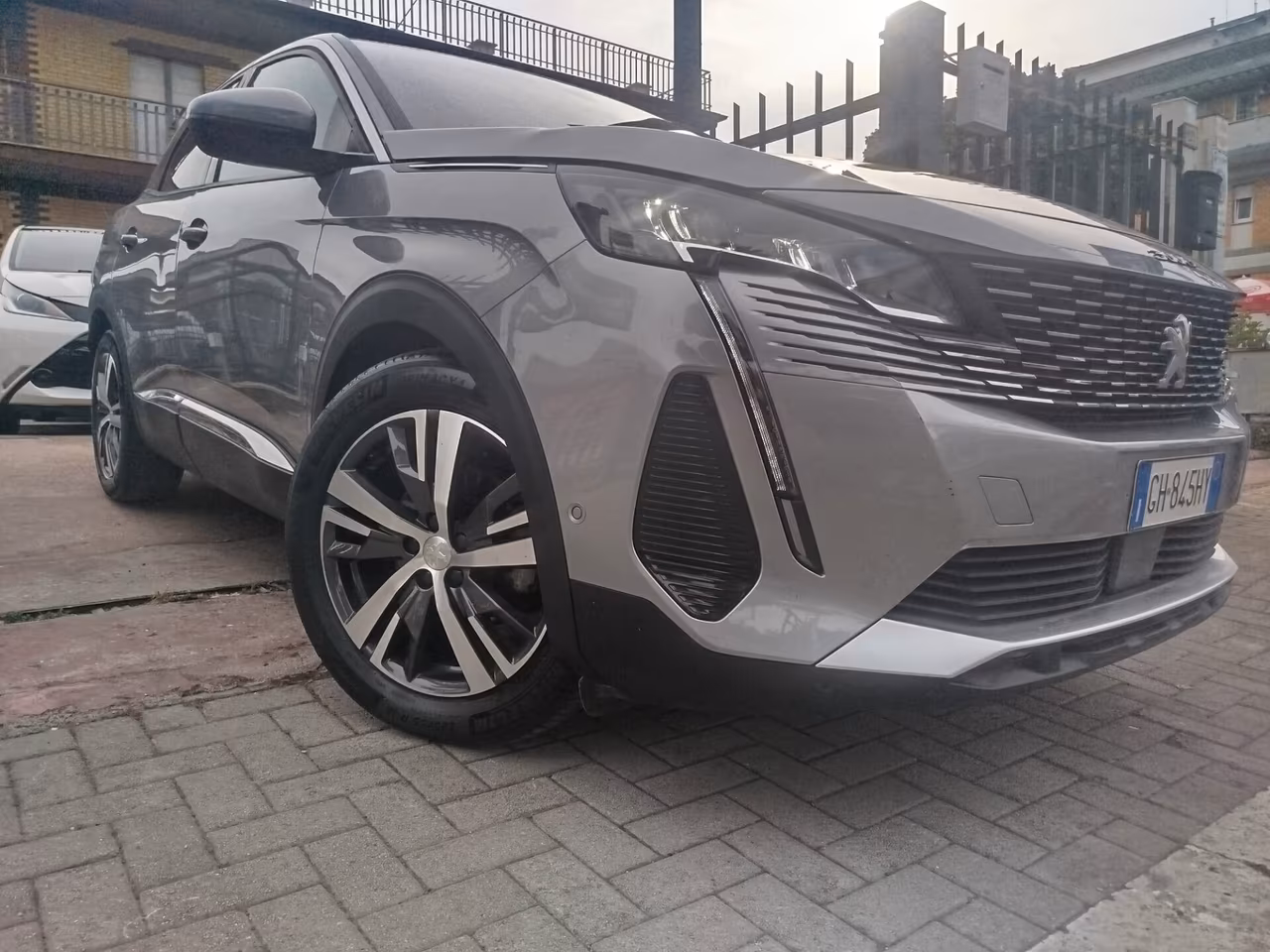 PEUGEOT 3008 ALLURE 1.5hdi - EAT8- UNIPRO*PREZZO BOMBA FINO AL 27 AGOSTO* RESTYLING- KM CERTI