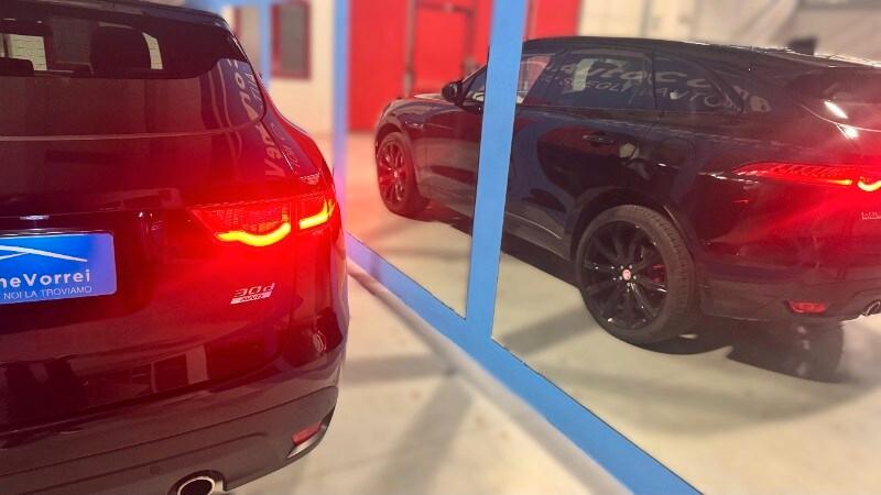 JAGUAR F-Pace (X761) F-Pace 3.0 D V6 300 ...