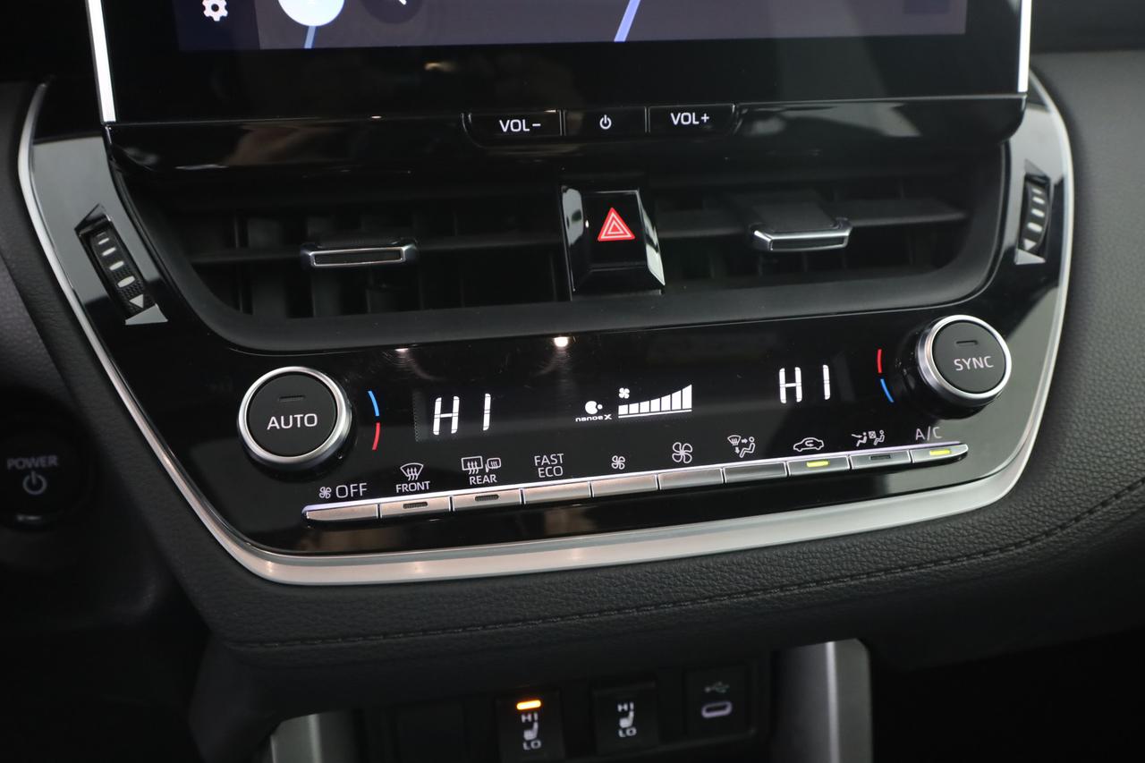 TOYOTA Corolla Cross 2.0 Hybrid 197 CV E-CVT Lounge