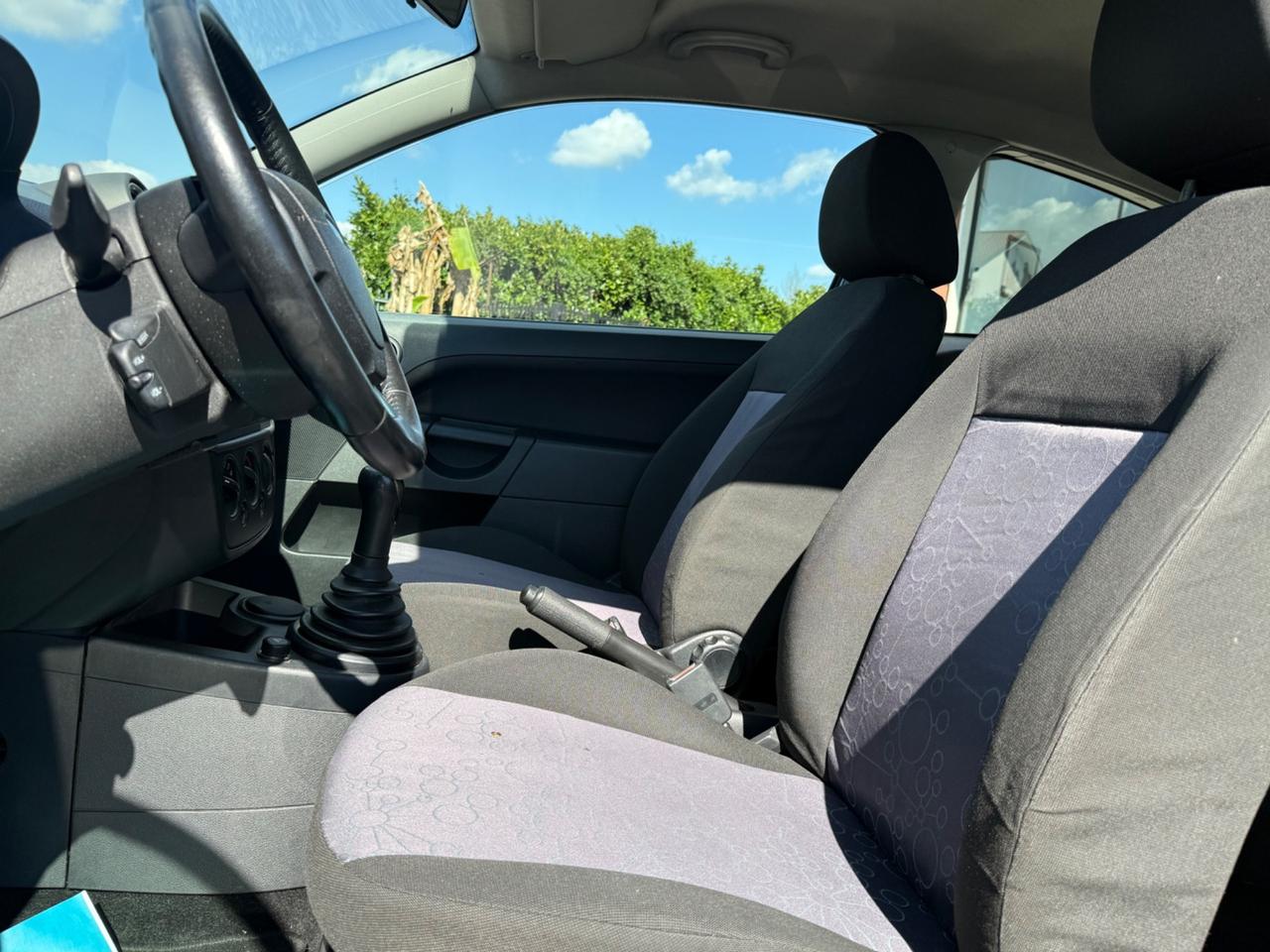 Ford Fiesta 1.2 16V 3p. Ghia