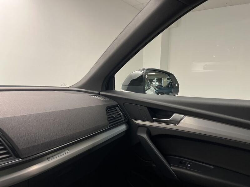 Audi Q5 Audi Sportback S line plus 40 TDI quattro 150(204) kW(CV) S tronic