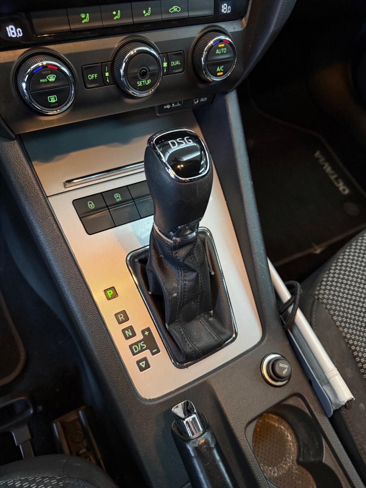 Skoda Octavia 1.6 TDI CR 110 CV DSG Ambition