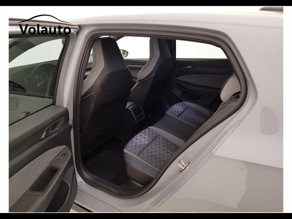 VOLKSWAGEN Golf VIII 2020 - Golf 1.5 tsi evo R-Line 130cv