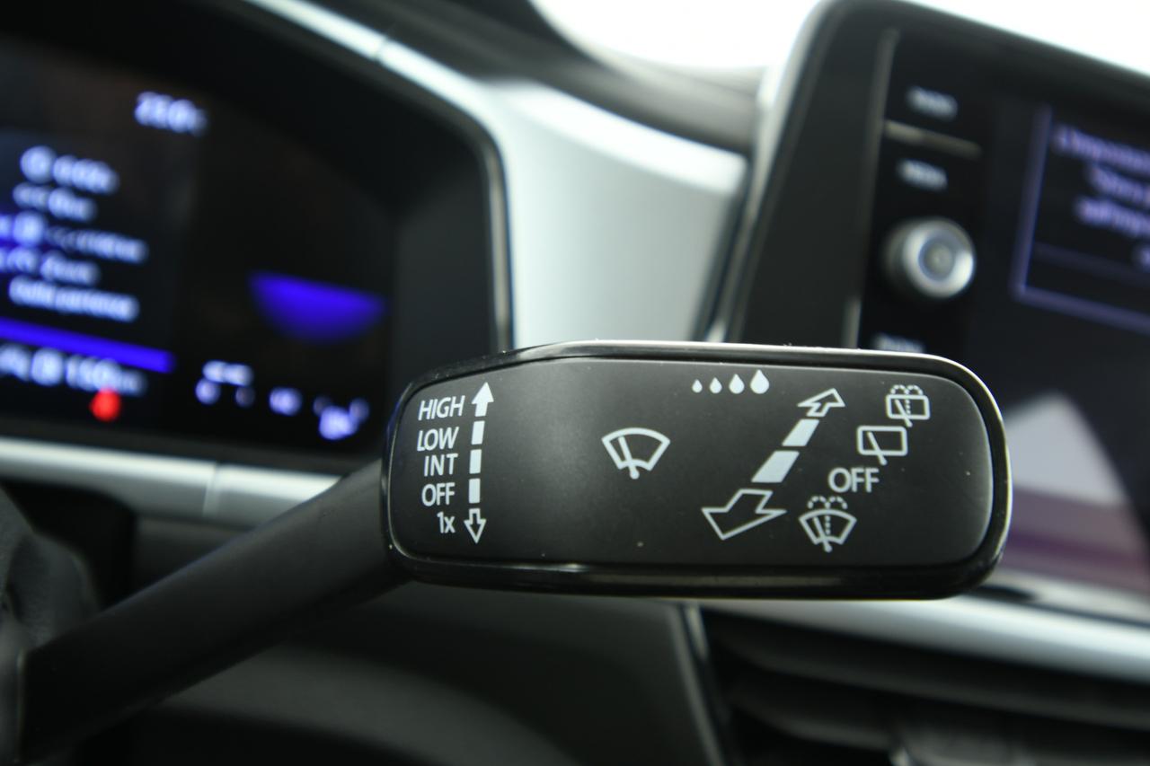 VOLKSWAGEN T-Roc 2022 - T-Roc 1.5 tsi Life dsg APP CONNECT+ACC+LED