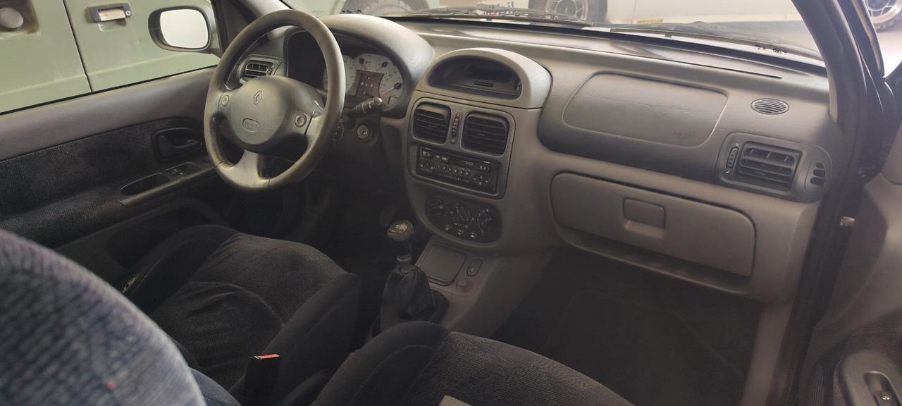 Renault Clio 1.6 16V 110cv 3 porte