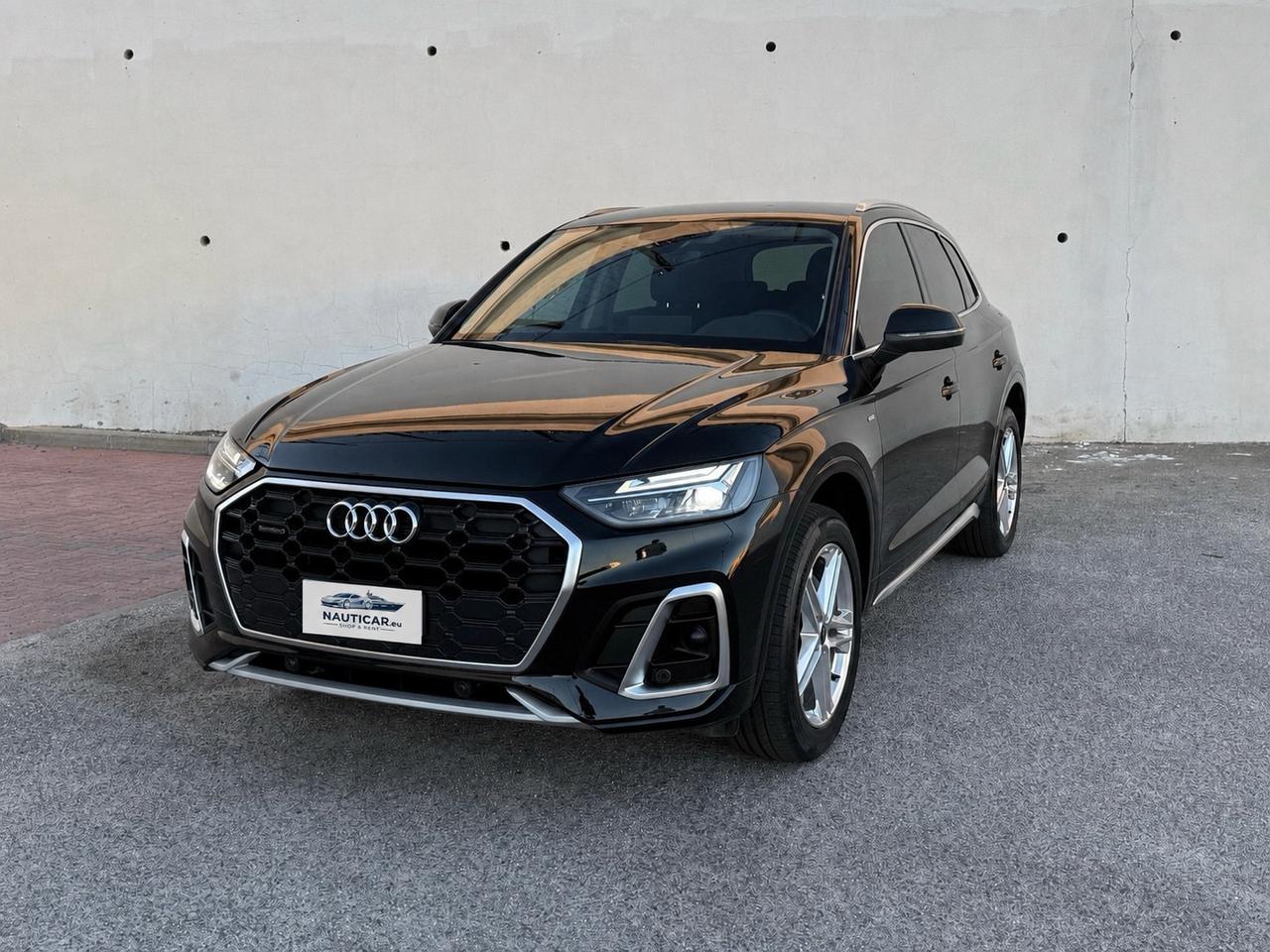 Audi Q5 S line 2023 - 3 anni di GARANZIA