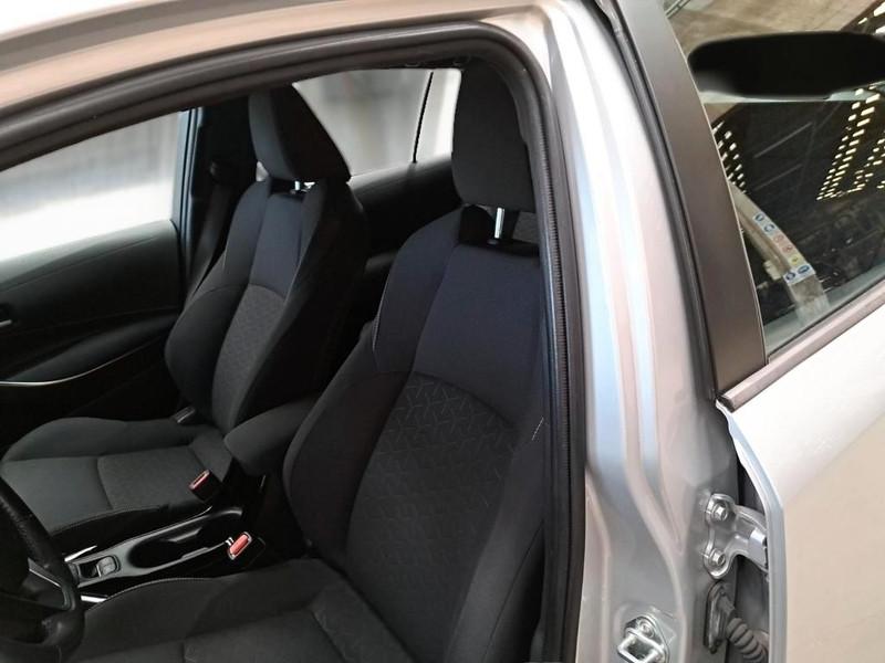 TOYOTA COROLLA TS 2.0 HYBRID BUSINESS STATION WAGON