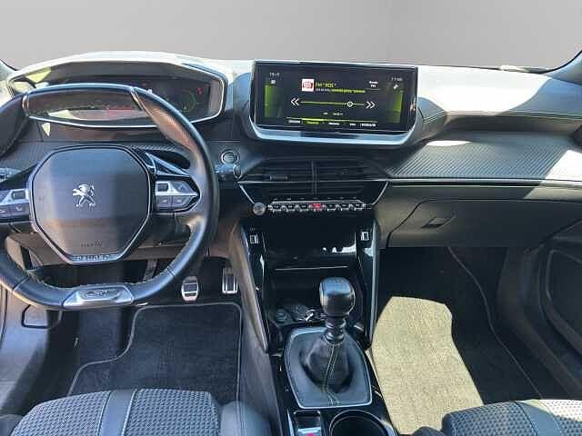 Peugeot 2008 PureTech 130 S&S GT