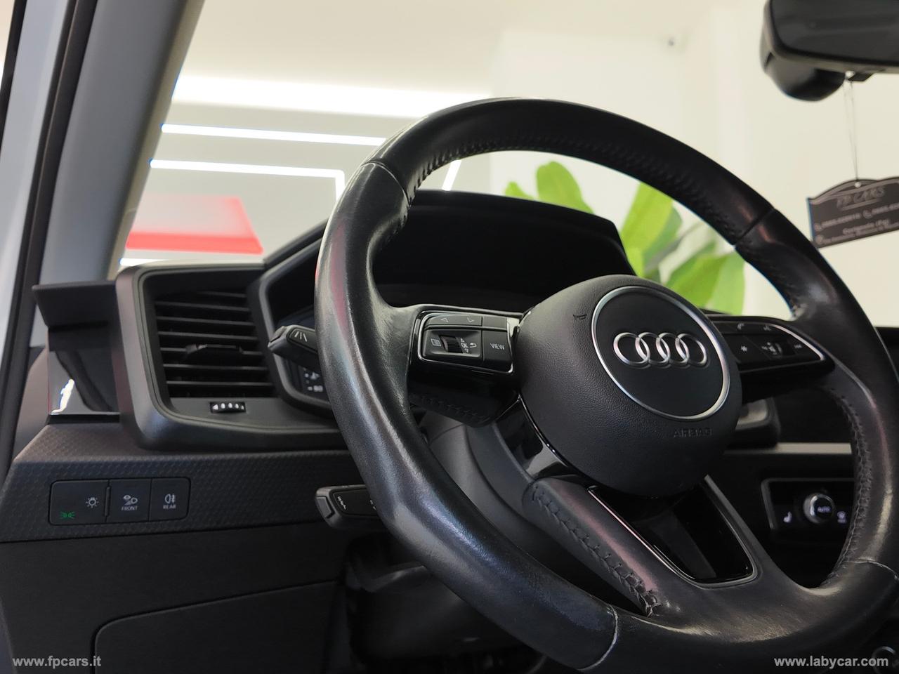 AUDI A1 citycarver 30 TFSI S tronic Admired