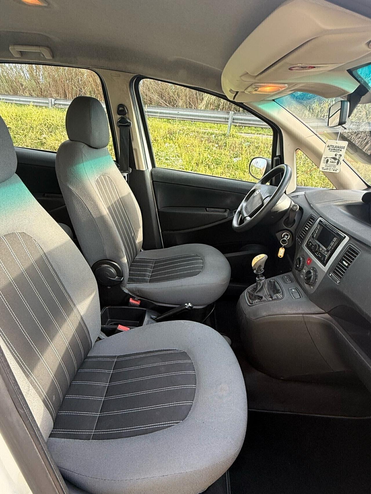 Lancia MUSA 1.4 8V Ecochic (GPL) Diva