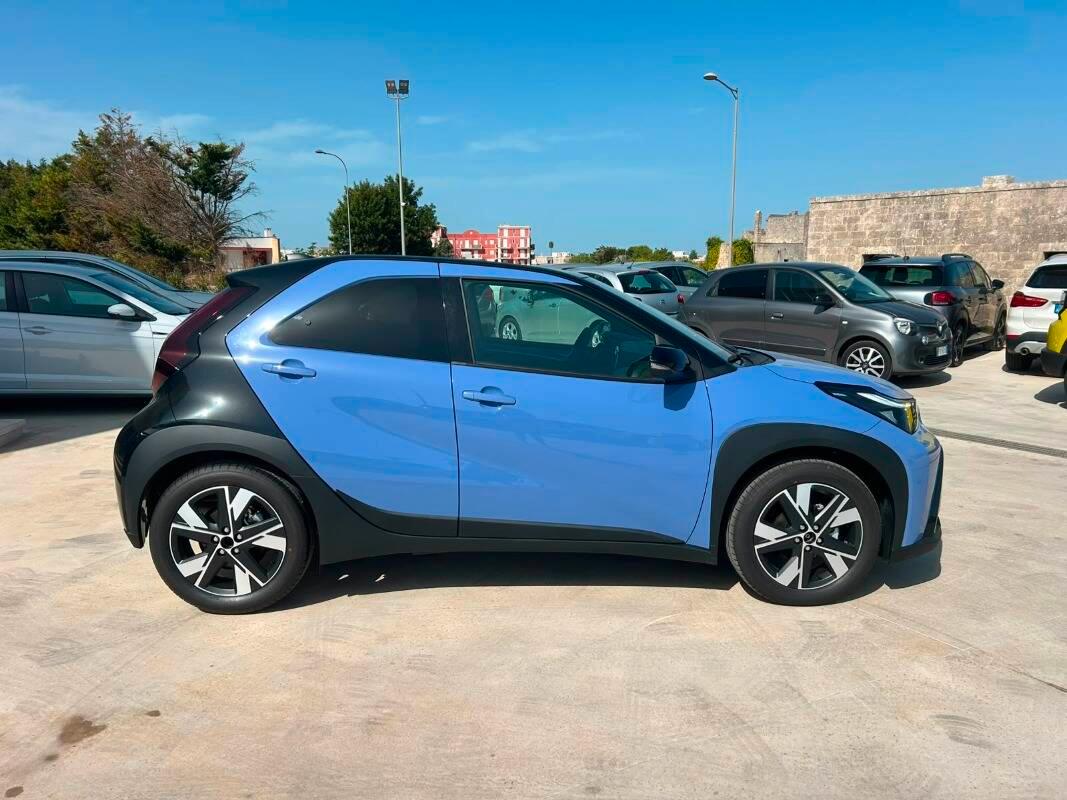 Toyota Aygo X 1.5 hybrid Icon e-cvt