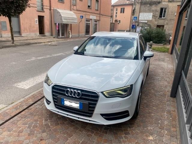 Audi A3 Sportback 1.6 TDI Automatica Ambition