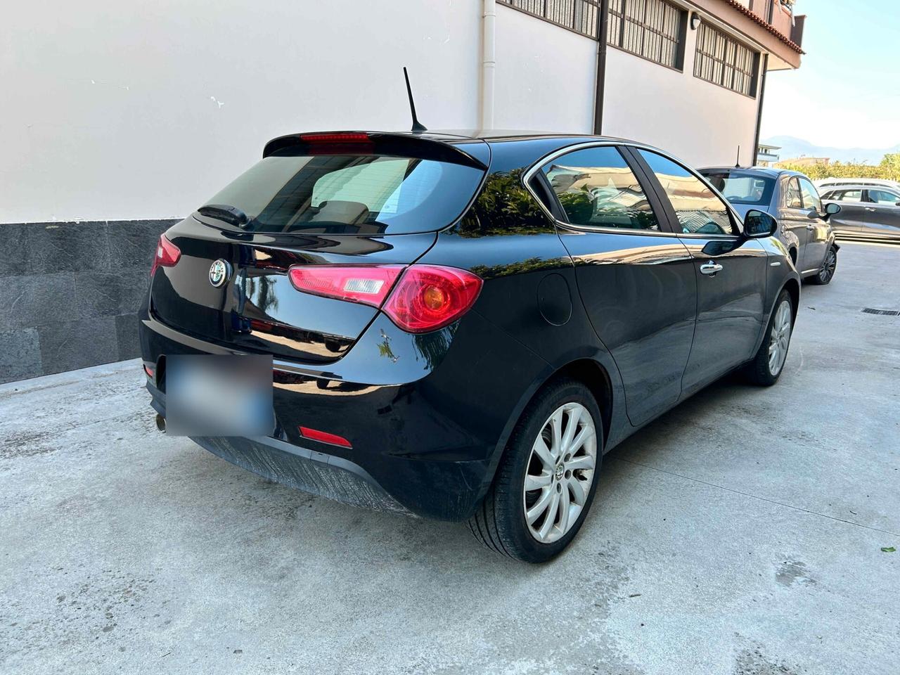 Alfa Romeo Giulietta 1.6 JTDm-2 120 CV Distinctive - 2016