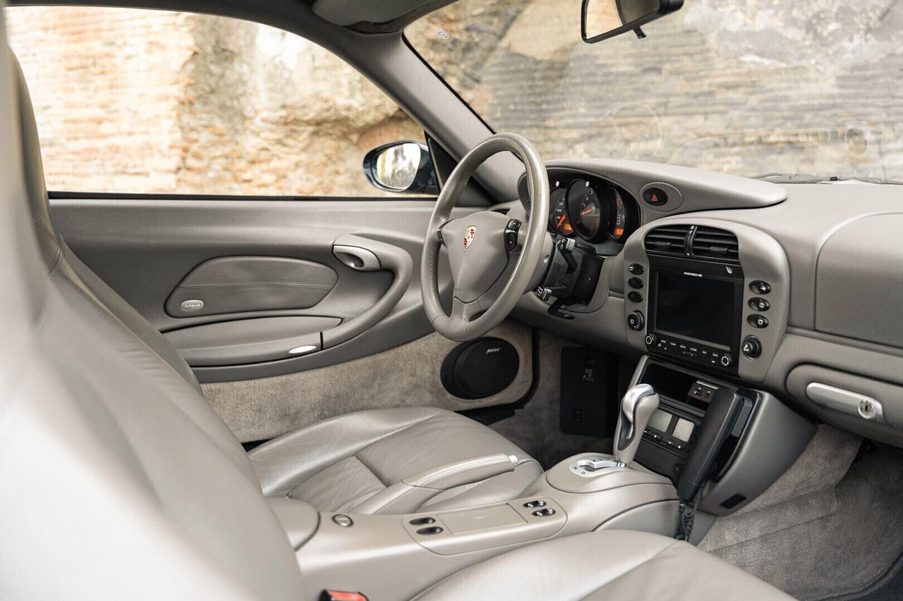 Porsche 911 Carrera 4 tiptronic Cat Coupé ASI