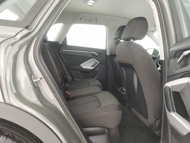 AUDI Q3 35 TDI S tronic Business