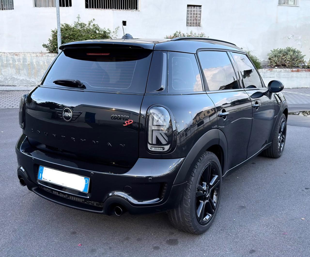 MINI COUNTRYMAN 2.0 SD 143CV FULL DA VETRINA