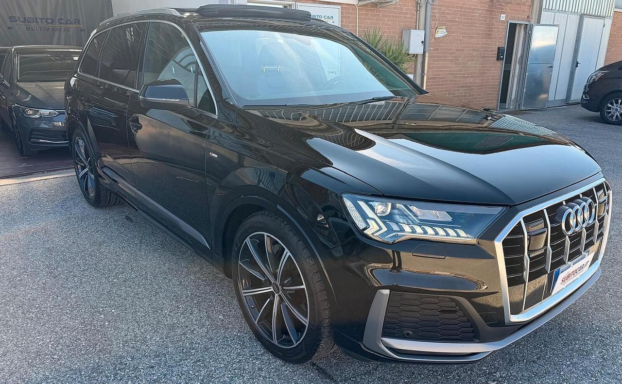 Audi Q7 45 TDI quattro tiptronic Sport Plus S-LINE EDITION 7 POSTI TETTO APRIBILE E FARI MATRIX