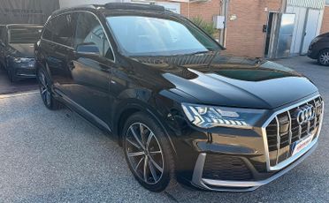 Audi Q7 45 TDI quattro tiptronic Sport Plus S-LINE EDITION 7 POSTI TETTO APRIBILE E FARI MATRIX