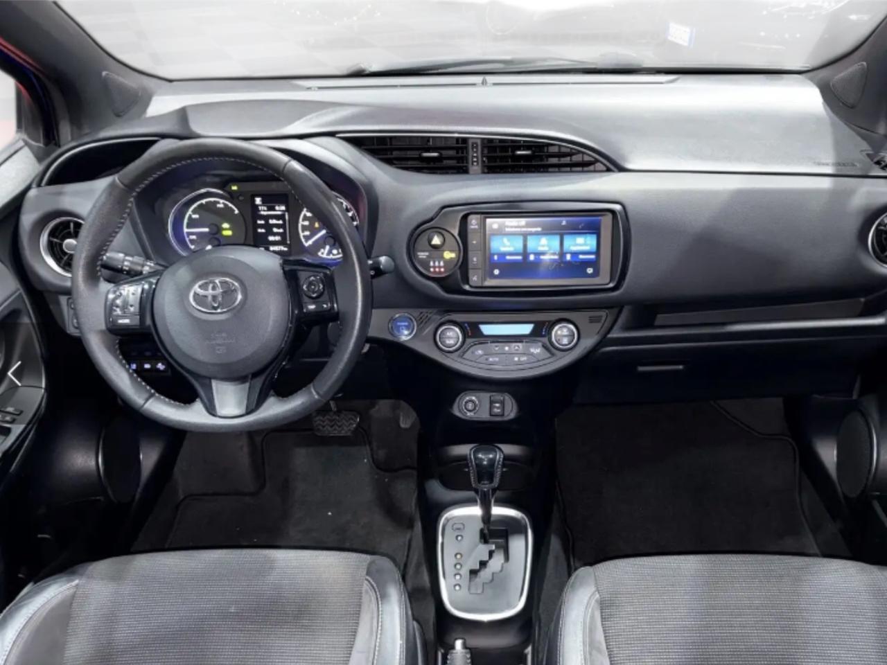 Toyota Yaris 1.5 Hybrid 5 porte Style Automatica Perfetta
