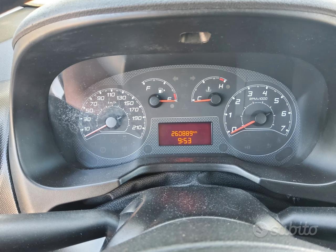Fiat Qubo 1.3 MJT 80 CV Start&Stop Lounge