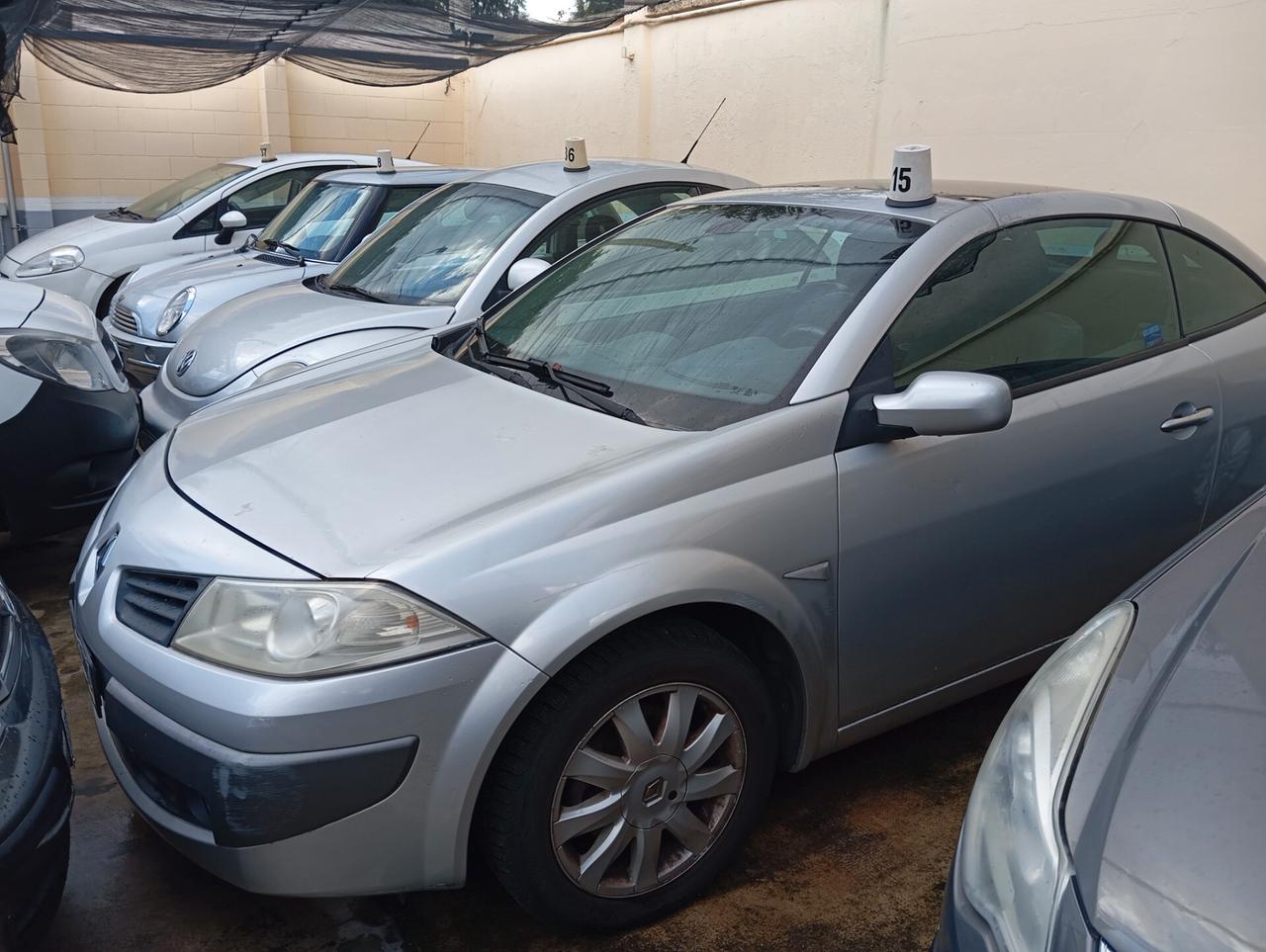Renault Megane Mégane C-C 1.5 dCi/105CV Dynamique