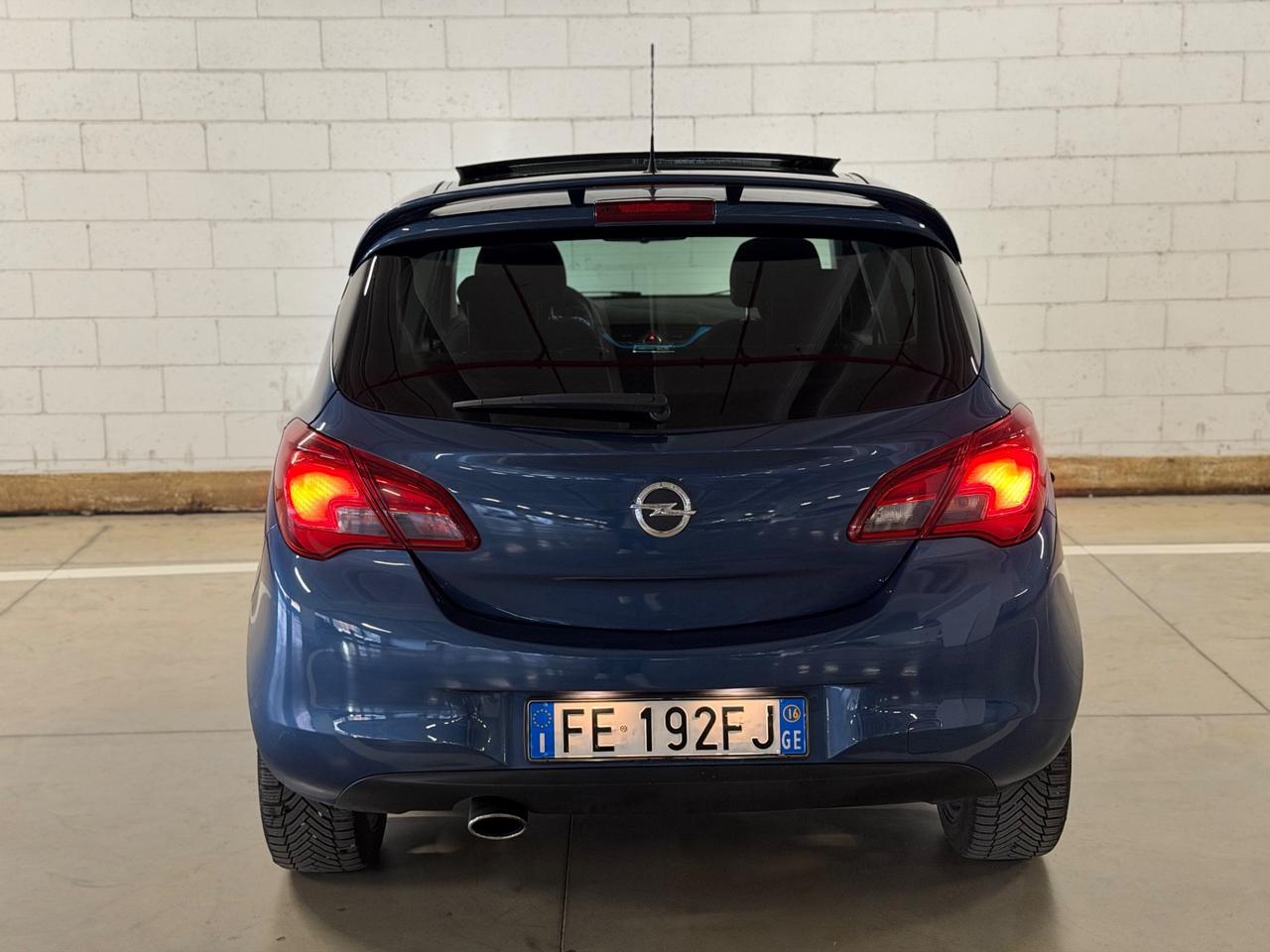 Opel Corsa 1.2 5 porte b-Color