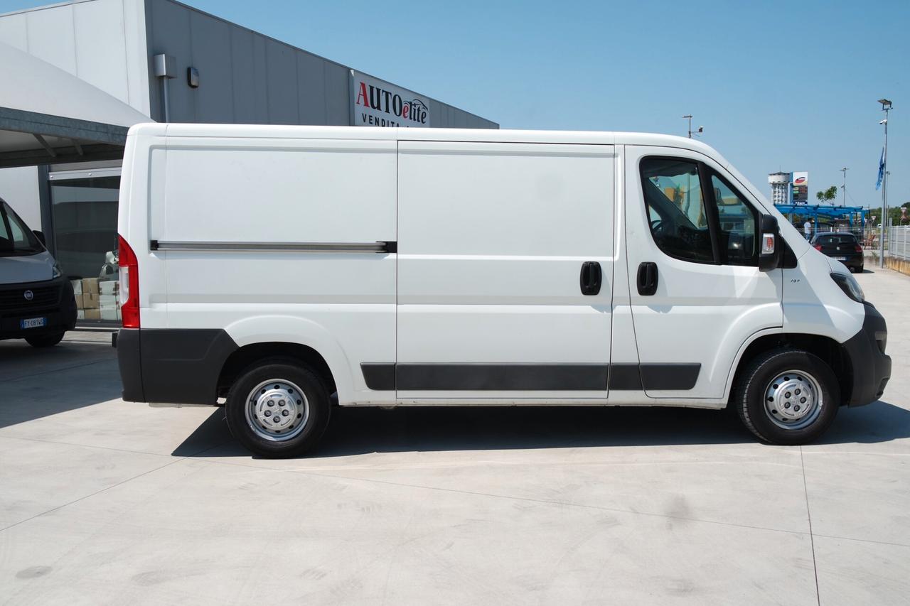 Peugeot Boxer 333 2.0 BlueHDi 130CV PC-TN Furgone