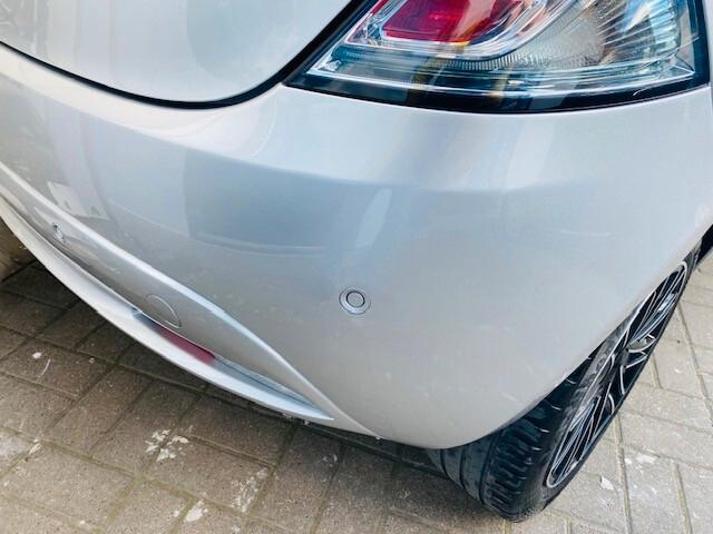 Lancia Ypsilon 1.0 FireFly 5 porte S&S Hybrid Ecochic Silver