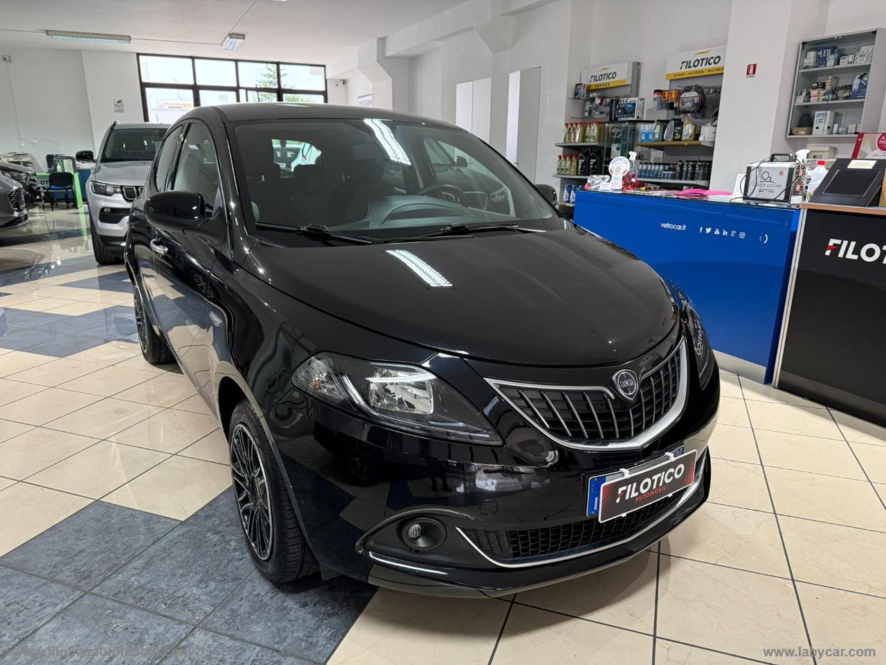 LANCIA Ypsilon 1.0 FireFly 5p.S&S Hybryd Gold CAR PLAY - KIT 5 POSTO - SENSORI DI PARCHEGGIO