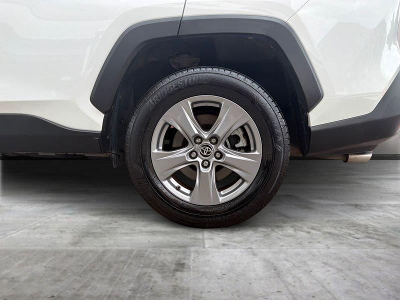 Toyota RAV4 Rav4 2.5 vvt-ie h Active 2wd 218cv e-cvt
