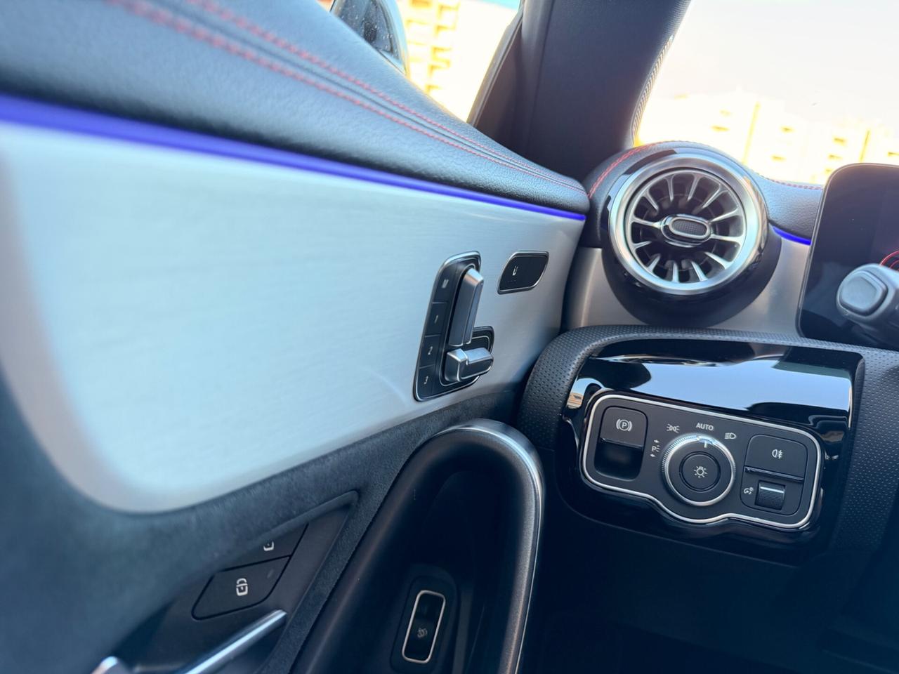 Mercedes-benz CLA 220 d Automatic AMG Line Premium Plus
