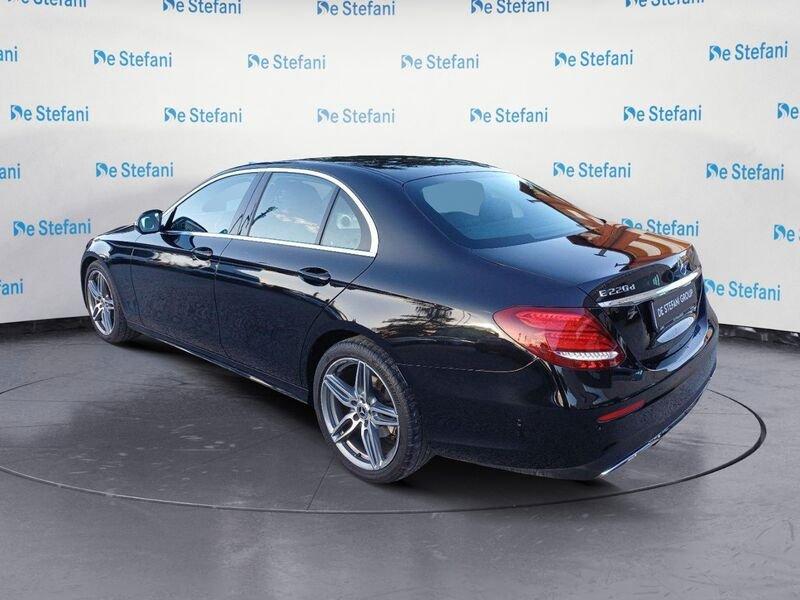 Mercedes-Benz Classe E E 220d 4Matic Premium
