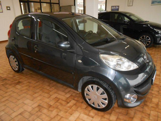 PEUGEOT 107 1.0 5p. Motore revisionato