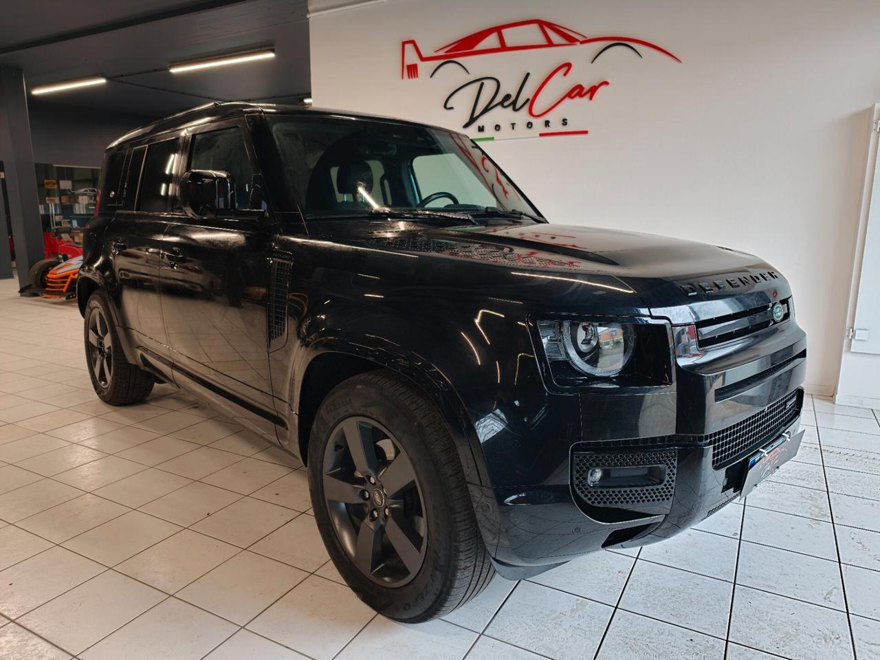 Land Rover Defender 110 3.0D I6 200 CV AWD Auto X-Dynamic SE