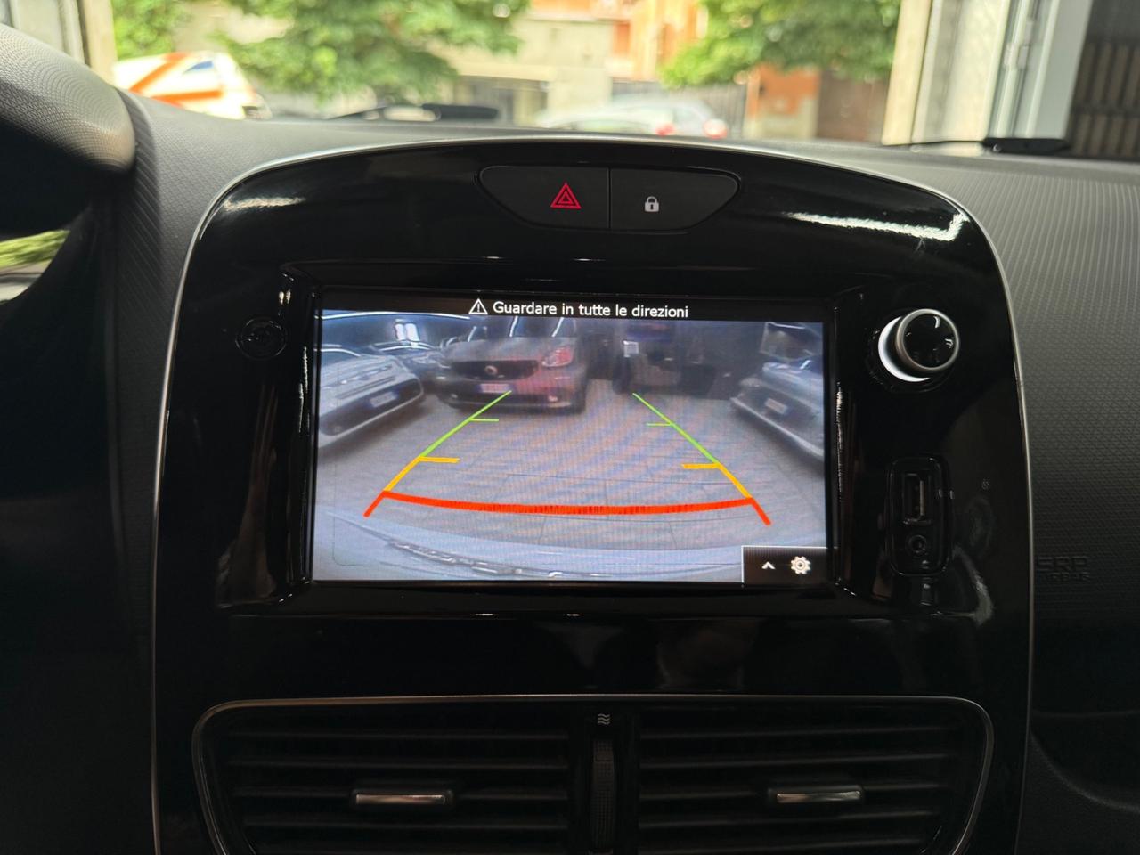 Renault Clio TCe 12V 90CV Start&Stop 5 porte Energy Intens Kamera PRONTA CONSEGNA