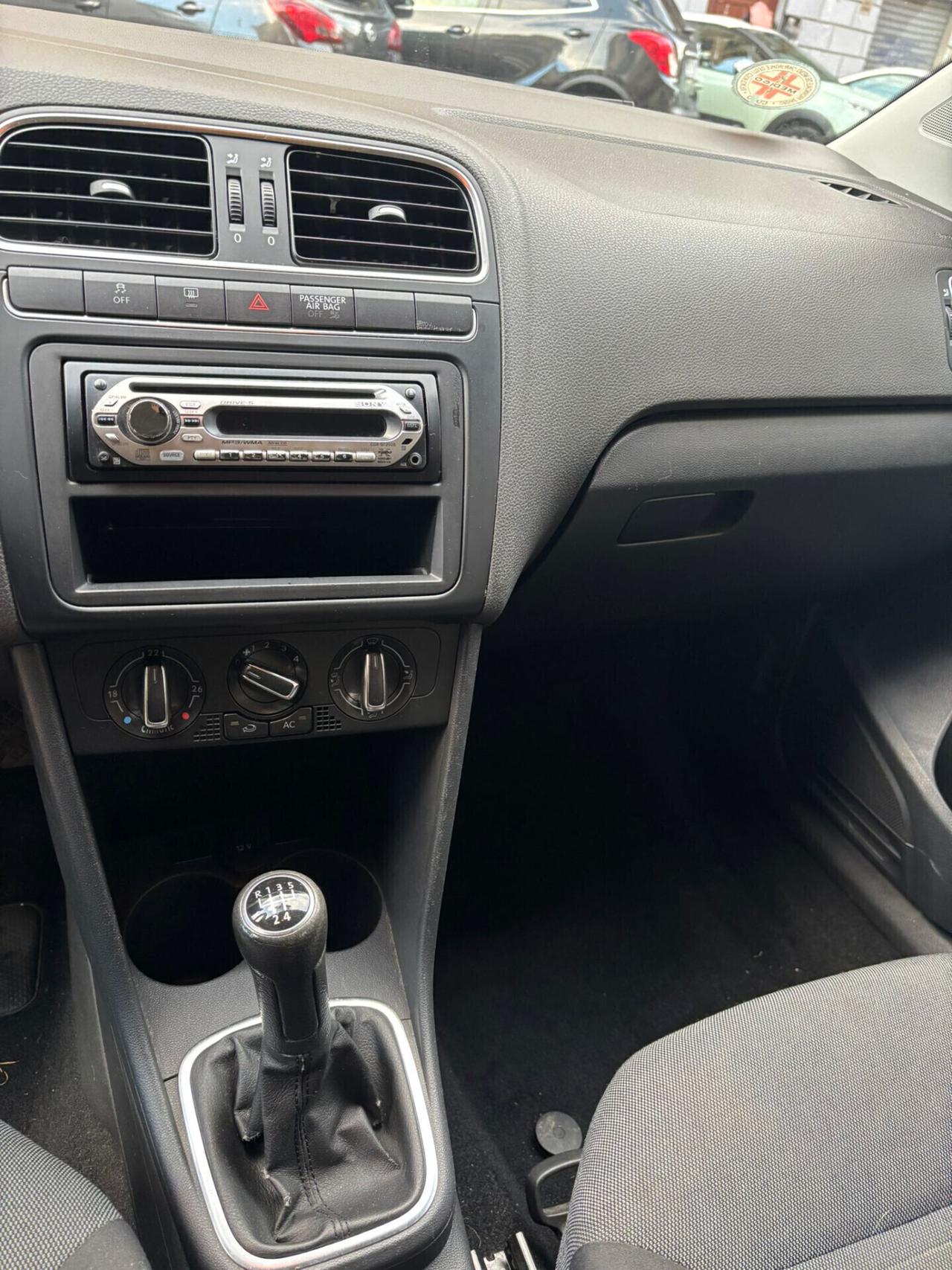 Volkswagen Polo 1.4 5 porte Highline FINANZIABILE NEOPATENTATI