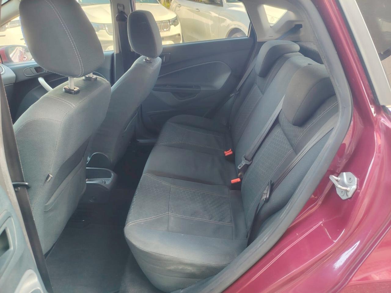 Ford Fiesta 1.6 TDCi 90CV 5 porte DPF Titanium