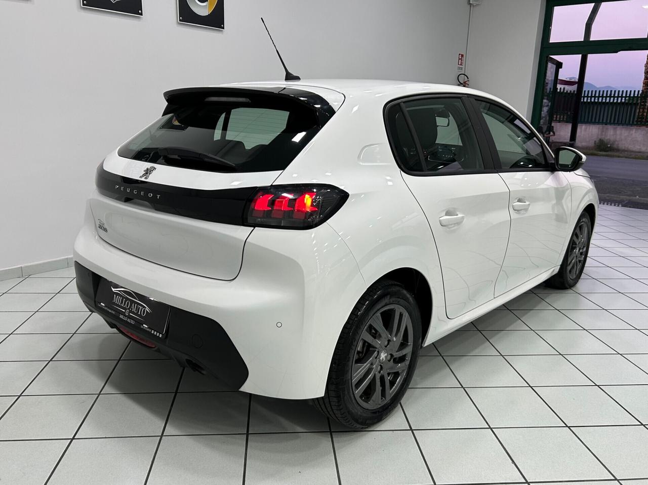 Peugeot 208 BlueHDi 1.5cc 100cv Allure 36.000KM