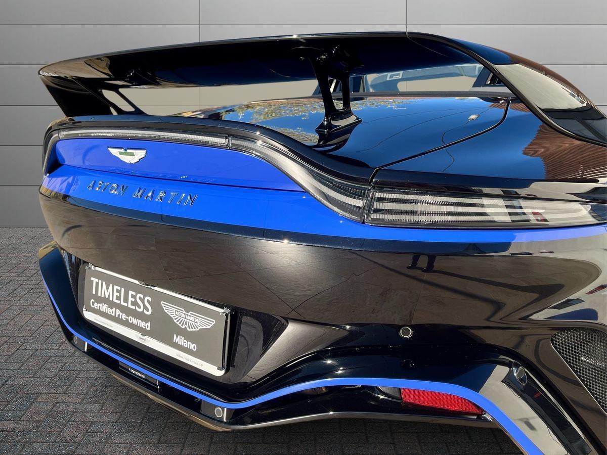 ASTON MARTIN V12 VANTAGE ROADSTER
